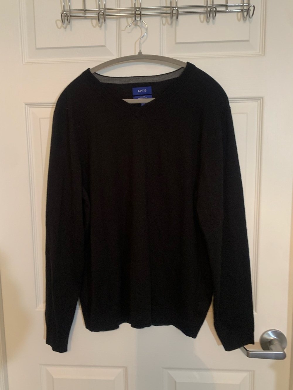 Apt. 9 Men's Black V-Neck Knit Sweater